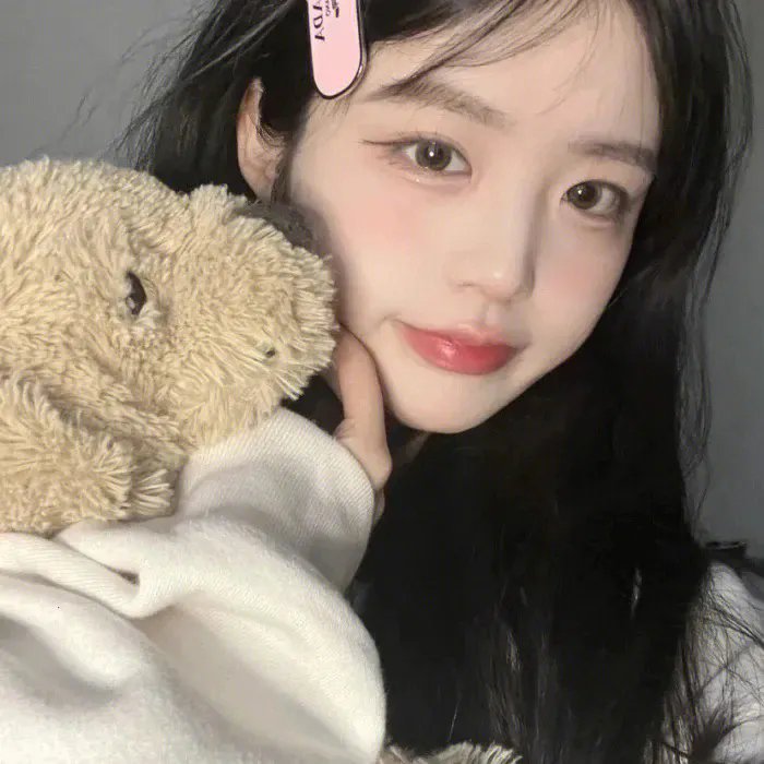 阿罗有枝彩色笔
